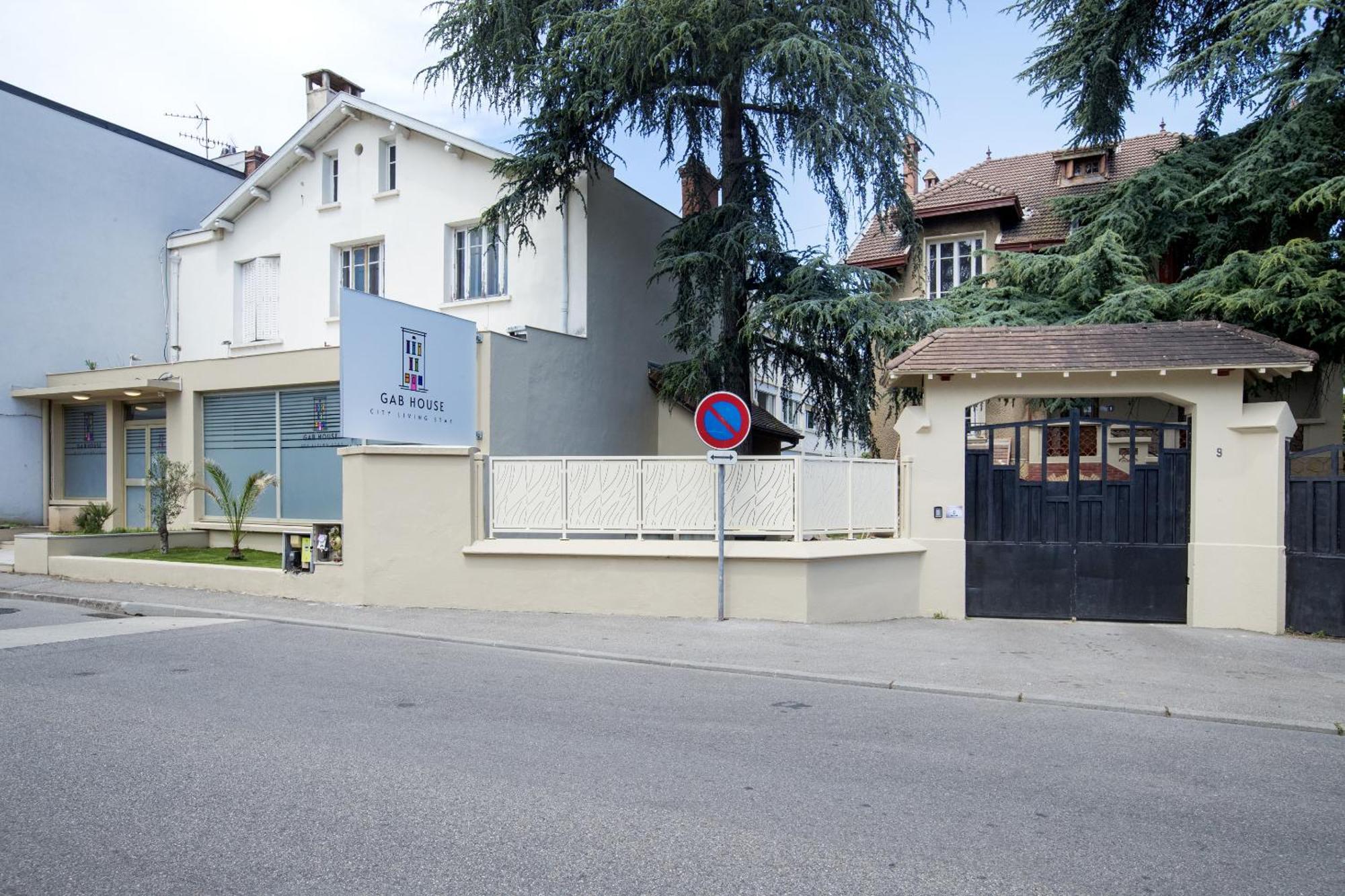 Gab House Bron Exterior foto